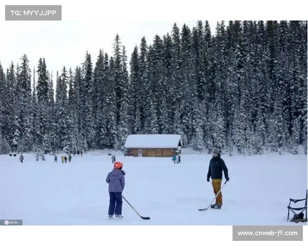 加拿大华裔曲棍球员的寻根之旅:三代移民与冰球的文化传承与记忆